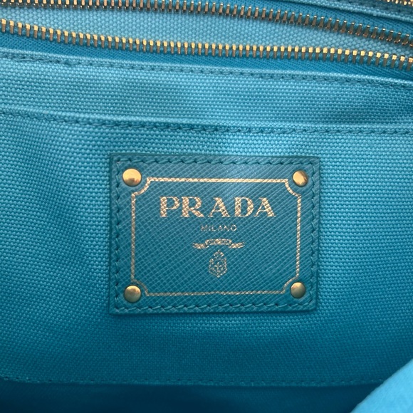 Prestine Authentic Prada Canvas Clutch Bag LOWEST PRICE
ON MARKET/W CARD - Picture 3 of 4